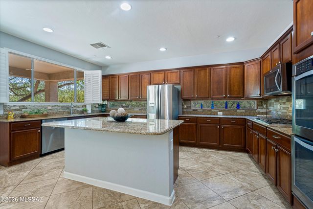 7980 W Ironwood Reserve Court, Tucson, AZ 85743
