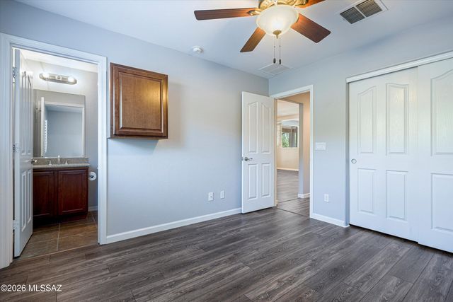 7980 W Ironwood Reserve Court, Tucson, AZ 85743