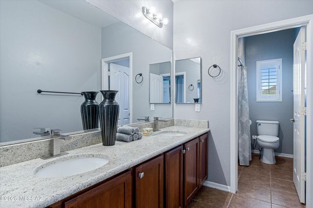 7980 W Ironwood Reserve Court, Tucson, AZ 85743