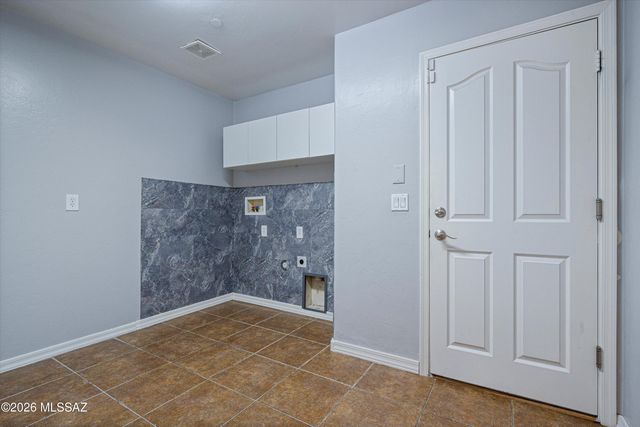7980 W Ironwood Reserve Court, Tucson, AZ 85743