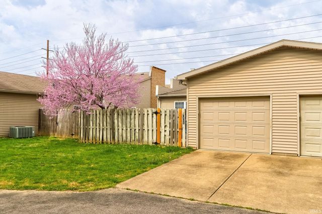 3461 Manhattan Boulevard, Evansville, IN 47711
