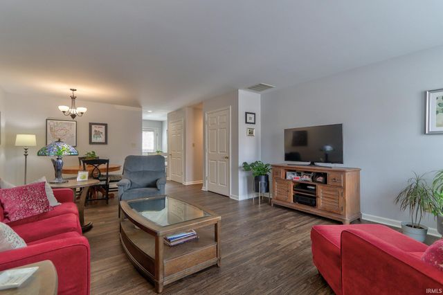 3461 Manhattan Boulevard, Evansville, IN 47711