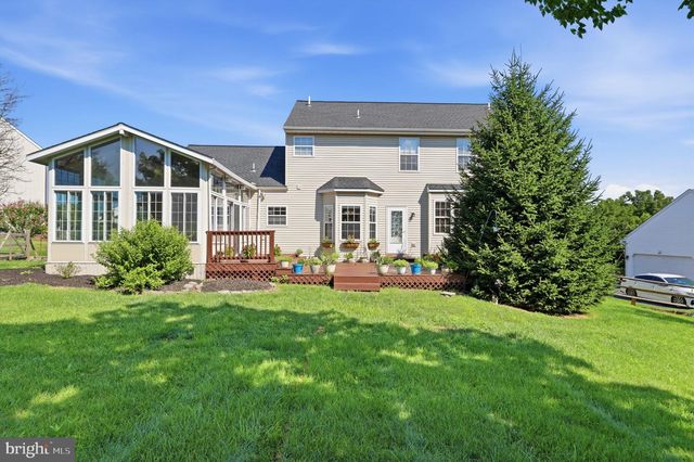 1062 KINGSCOTE DR, Harleysville, PA 19438