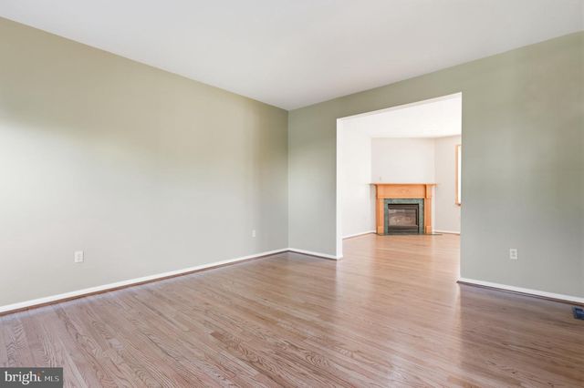 1062 KINGSCOTE DR, Harleysville, PA 19438