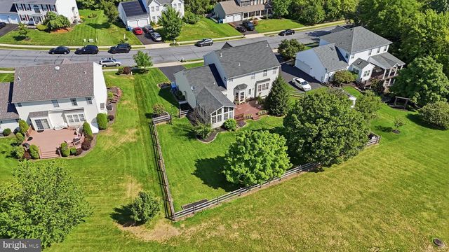 1062 KINGSCOTE DR, Harleysville, PA 19438