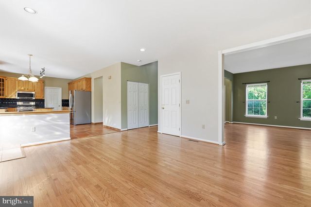 1062 KINGSCOTE DR, Harleysville, PA 19438