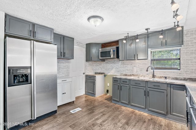 261 CELERY Avenue N, Jacksonville, FL 32220