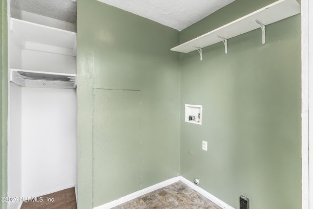 261 CELERY Avenue N, Jacksonville, FL 32220