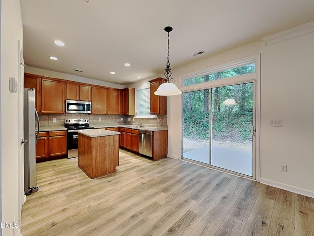 2809 Roundleaf Court, Raleigh, NC 27604