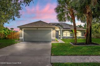 1061 Egret Lake Way, Melbourne, FL 32940