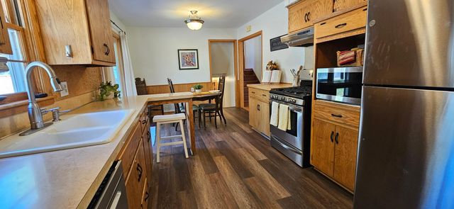10416 Arrowhead Street NW, Coon Rapids, MN 55433