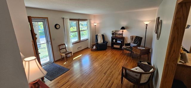 10416 Arrowhead Street NW, Coon Rapids, MN 55433