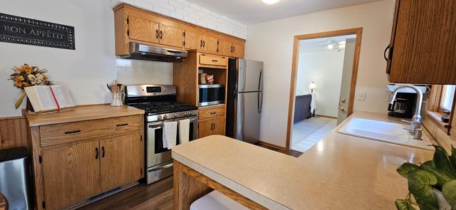 10416 Arrowhead Street NW, Coon Rapids, MN 55433