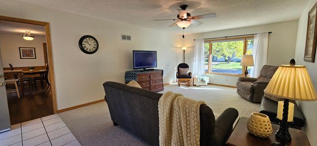 10416 Arrowhead Street NW, Coon Rapids, MN 55433