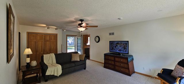 10416 Arrowhead Street NW, Coon Rapids, MN 55433