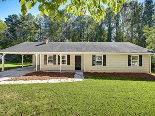 3072 Palomino Drive, Powder Springs, GA 30127