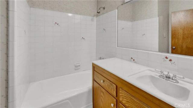 13424 Chandler, Sherman Oaks, CA 91401