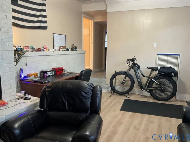 30 Custis Millpond Rd, West Point, VA 23181