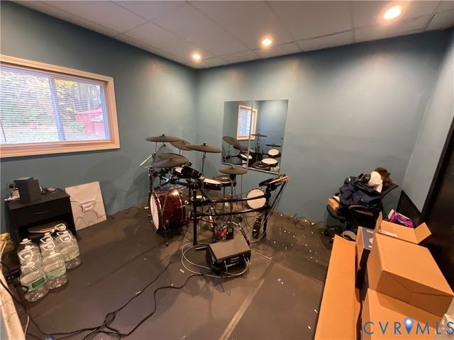 30 Custis Millpond Rd, West Point, VA 23181