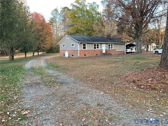 30 Custis Millpond Rd, West Point, VA 23181