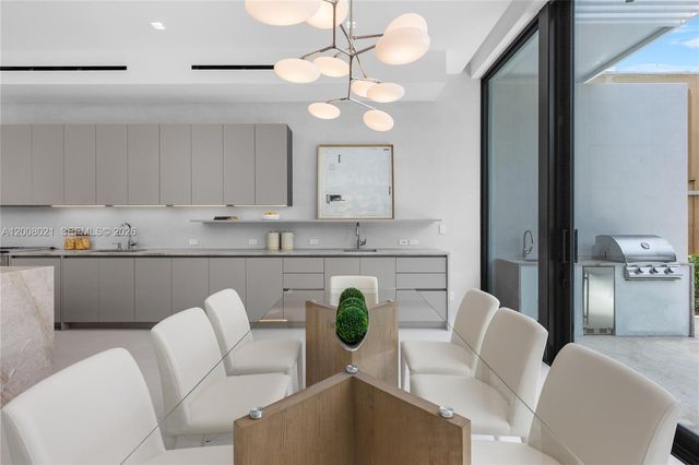 4504 Sheridan Ave, Miami Beach, FL 33140