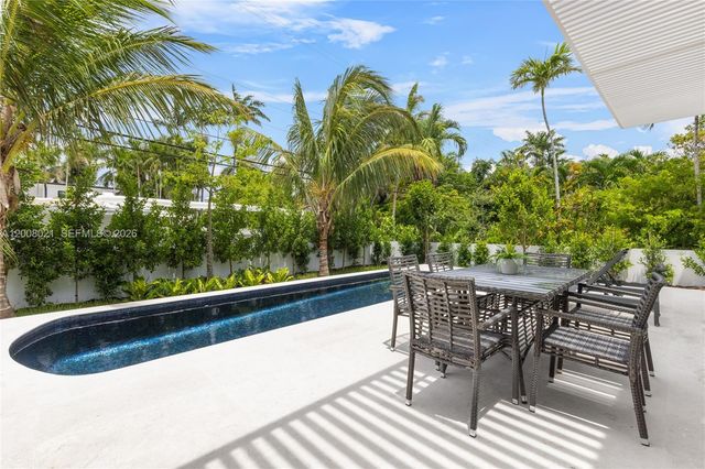 4504 Sheridan Ave, Miami Beach, FL 33140