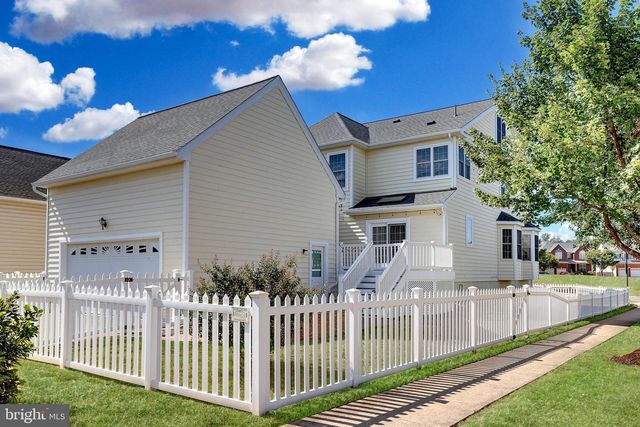 25186 JUSTICE DR, Chantilly, VA 20152