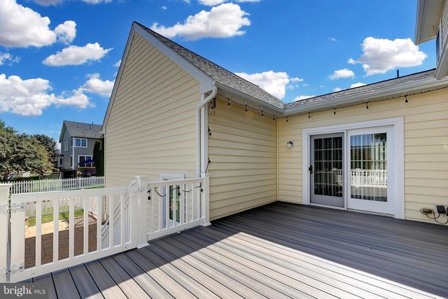 25186 JUSTICE DR, Chantilly, VA 20152