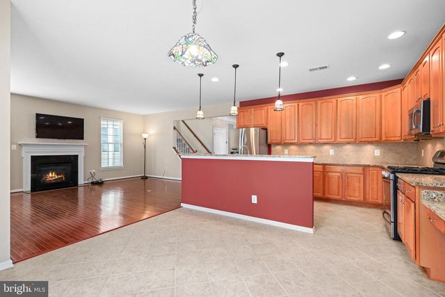 25186 JUSTICE DR, Chantilly, VA 20152