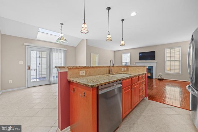 25186 JUSTICE DR, Chantilly, VA 20152