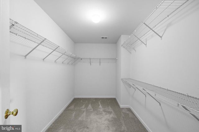 25186 JUSTICE DR, Chantilly, VA 20152