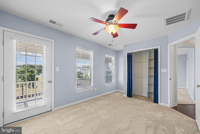 25186 JUSTICE DR, Chantilly, VA 20152