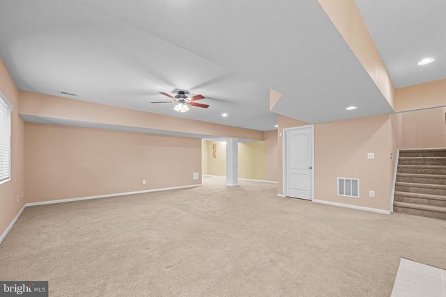 25186 JUSTICE DR, Chantilly, VA 20152