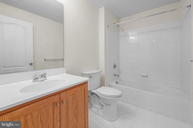 25186 JUSTICE DR, Chantilly, VA 20152