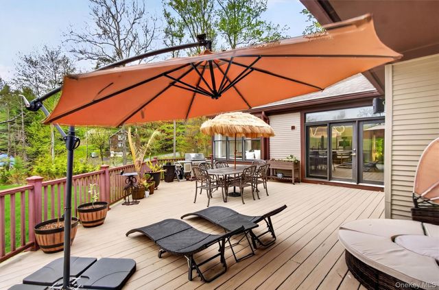237 South Mountain Road, New City, NY 10956