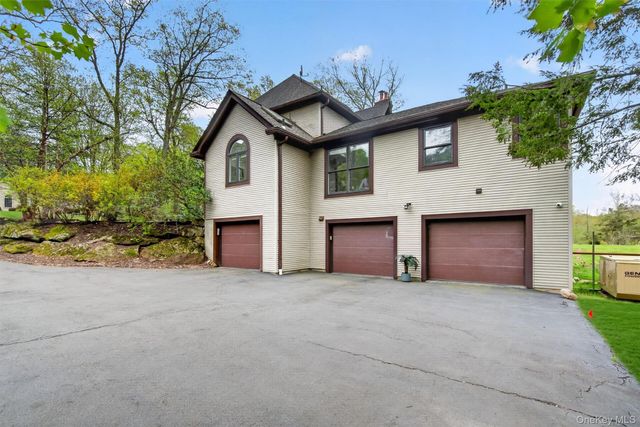 237 South Mountain Road, New City, NY 10956