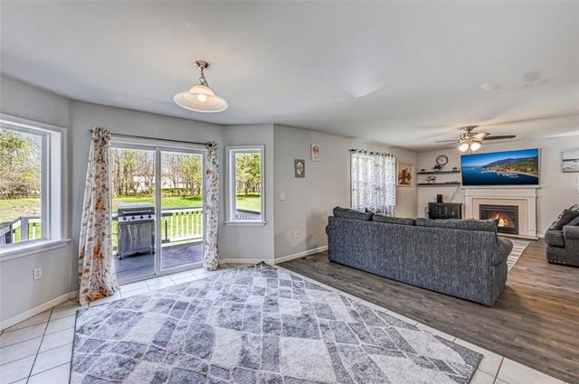 306 Valley View Drive, Chestnuthill Twp, PA 18210