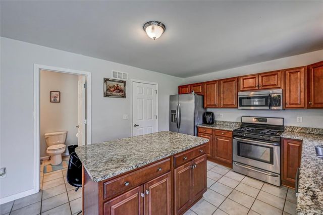 306 Valley View Drive, Chestnuthill Twp, PA 18210