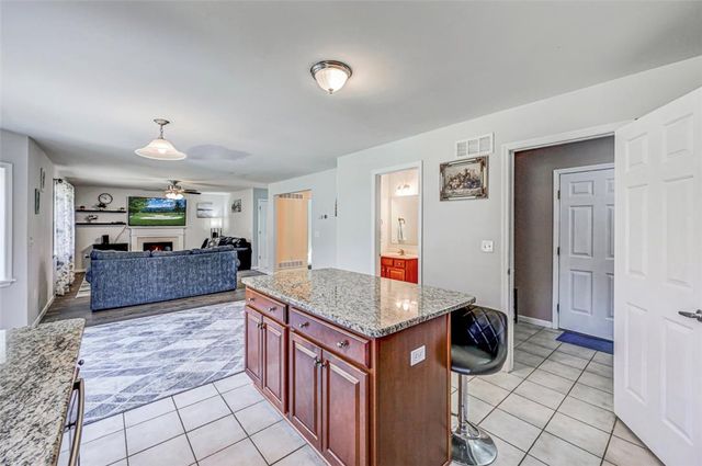 306 Valley View Drive, Chestnuthill Twp, PA 18210