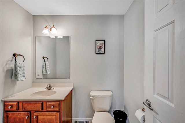 306 Valley View Drive, Chestnuthill Twp, PA 18210