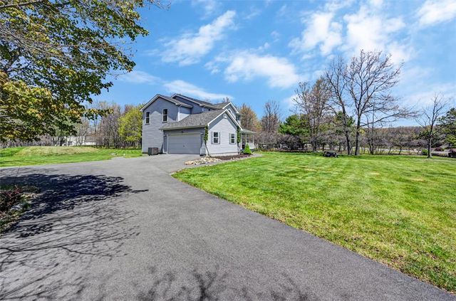 306 Valley View Drive, Chestnuthill Twp, PA 18210