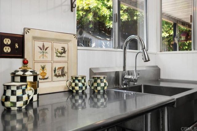 1529 Temple Heights Drive, Oceanside, CA 92056