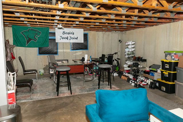 246 Shadowbend Drive, Wheeling, IL 60090