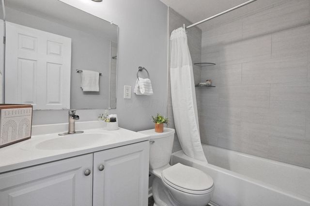 5720 Beechcroft Road, B, Columbus, OH 43229