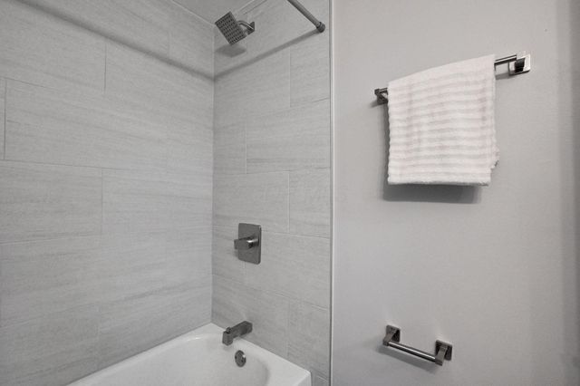 5720 Beechcroft Road, B, Columbus, OH 43229