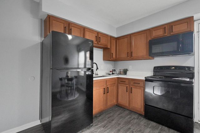 5720 Beechcroft Road, B, Columbus, OH 43229