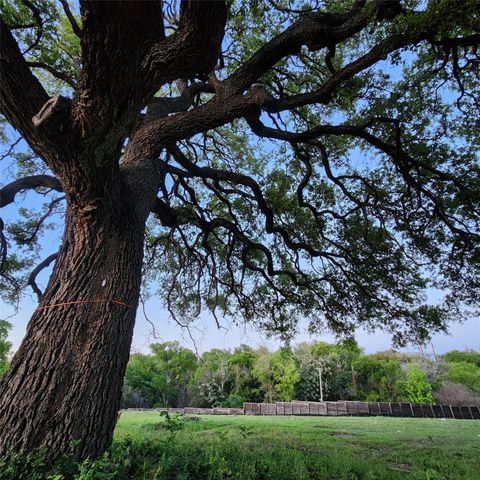 701 Montgomery ST, Georgetown, TX 78626