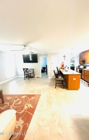 7216 W Larkin Place, Biloxi, MS 39532