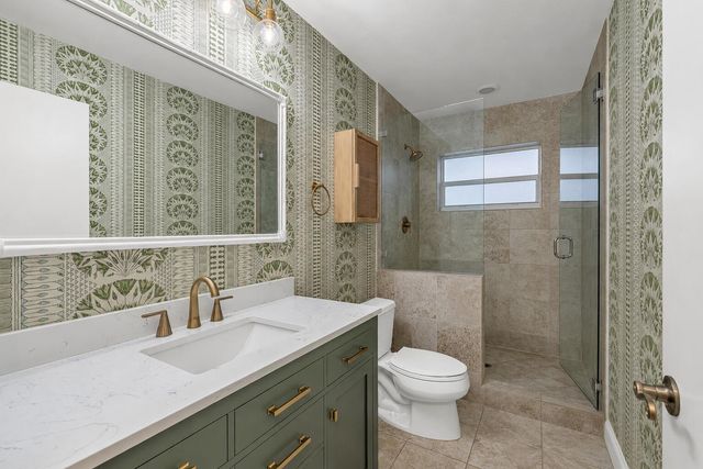 2010 NE 32nd Street, Lighthouse Point, FL 33064