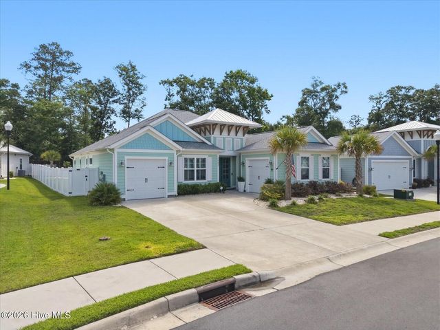 1582 Harbour Place Drive, Calabash, NC 28467